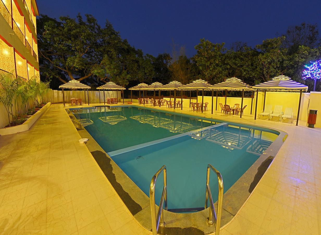 Grand Goa Exotica Hotel Guirim Exterior foto